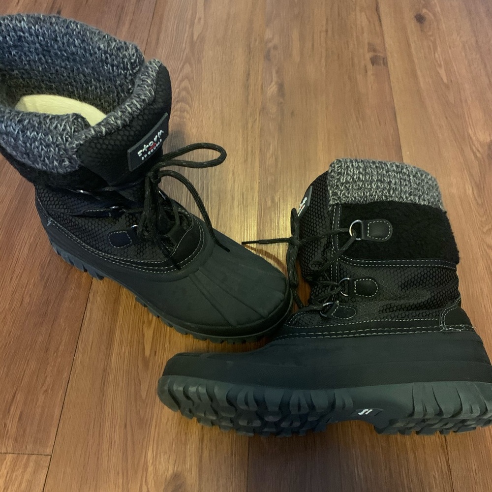 Winter snow boots